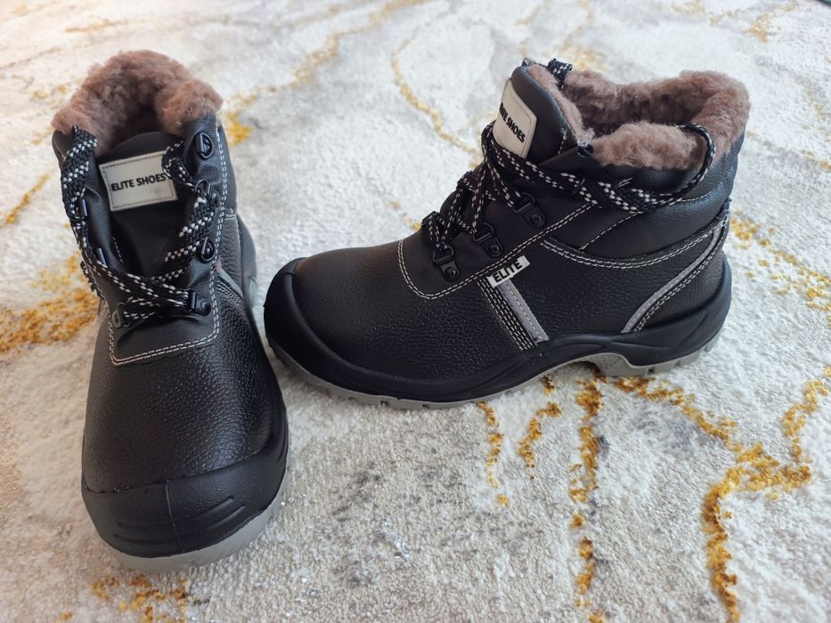 Спец ботинка размер 40