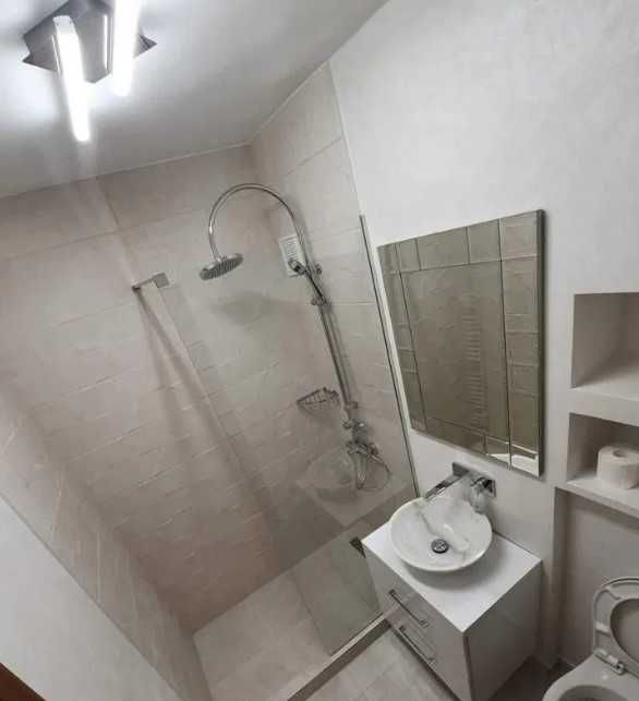 Дава се под наем Едностаен апартамент в Бургас, Лазур - 35 кв.м за 193.8 € - Снимка #1