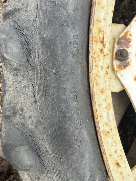 Roti tehnologice tractor  9.5 - R44