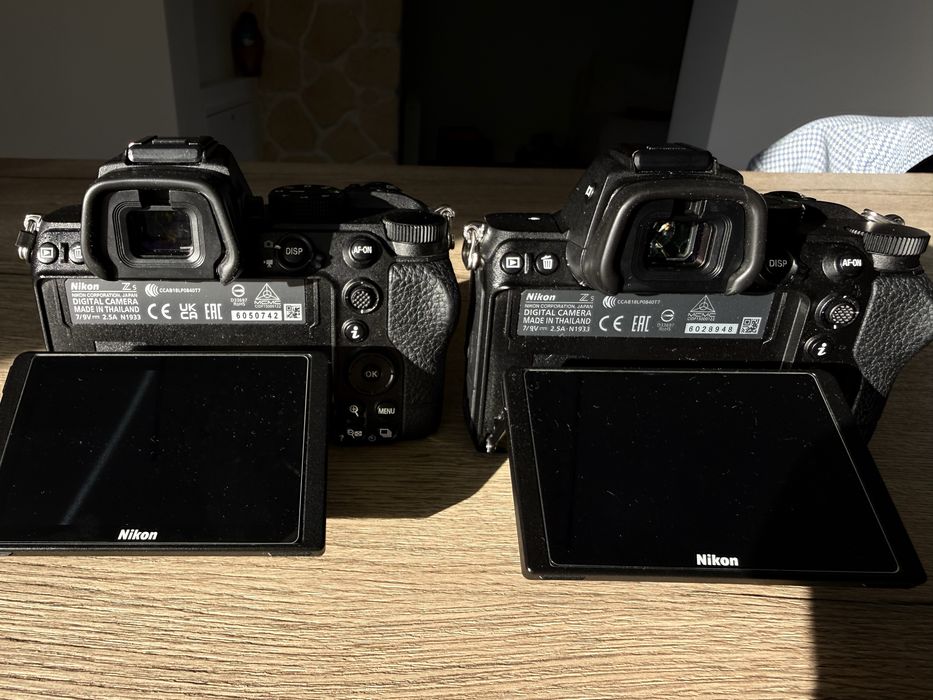 2 x Nikon Z5 utilizate full box