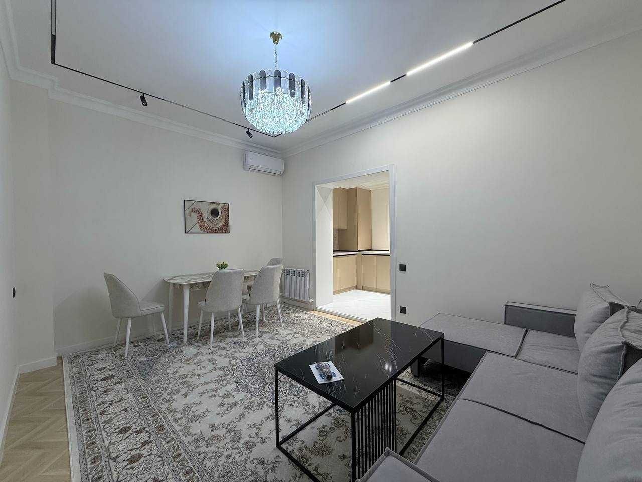 продается квартира Азия хаус 2 комнатная срочно