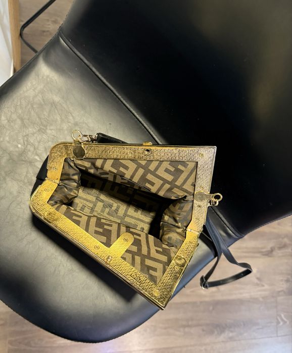 Дамска чанта Fendi