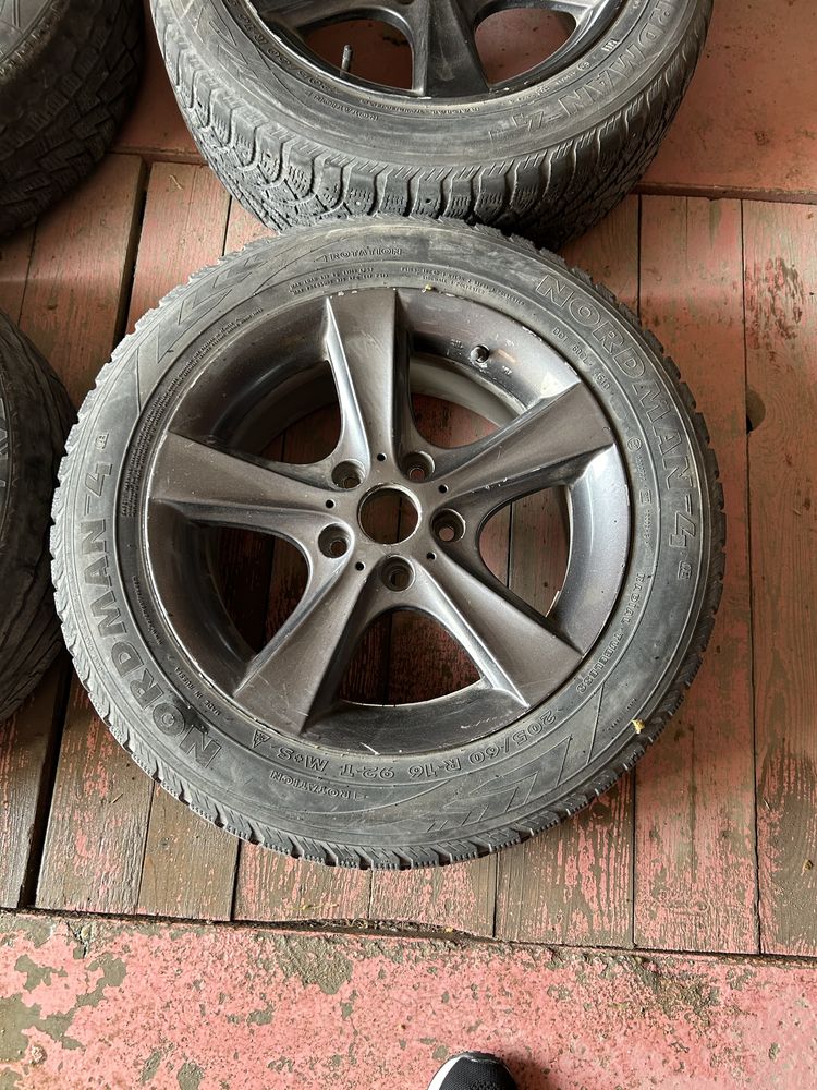 Продаються Диски  R16