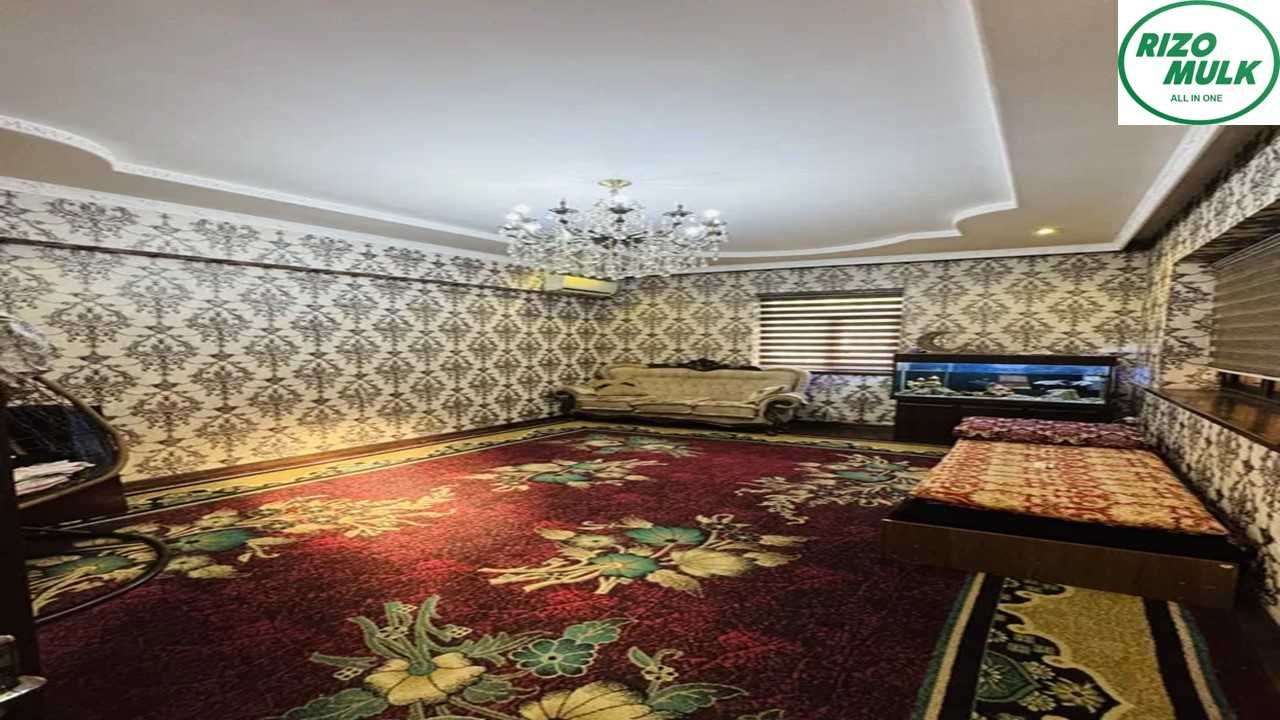 Шайхонтохур тумани Кукча кошона махаллада файзли уй сотилади. NR494/35