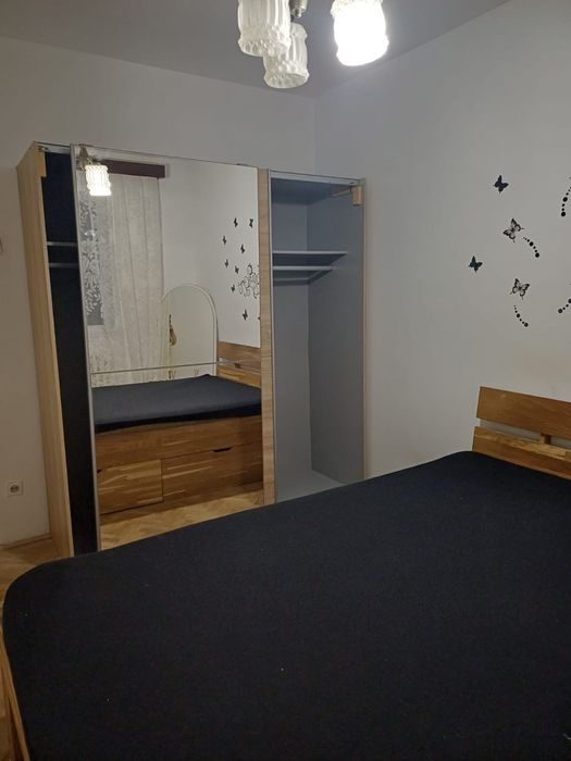 Inchiriez apartament