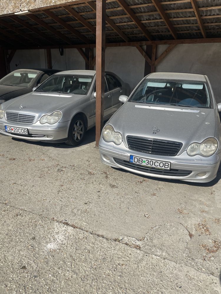 Vand 2 auto mercedes c 220