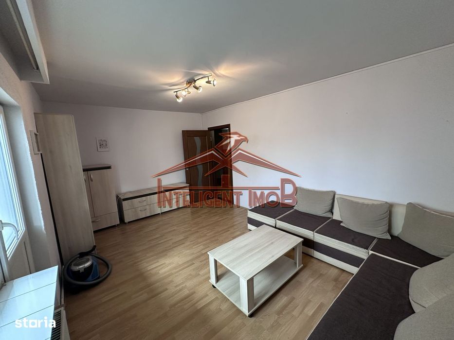 NOU! Apartament, decomandat, 4 camere, et.2 in Strand, Jud.SB