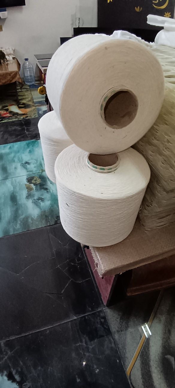 Продам нитки трикотажные.