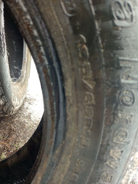 Продам резину 195/65/15 шипы