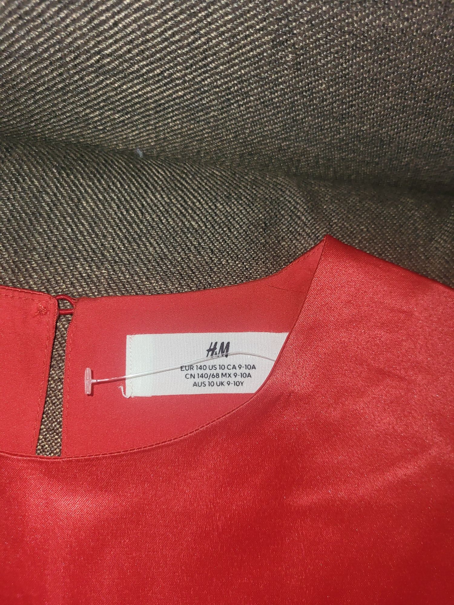Рокля H&M 140см. 9г. - 10г.