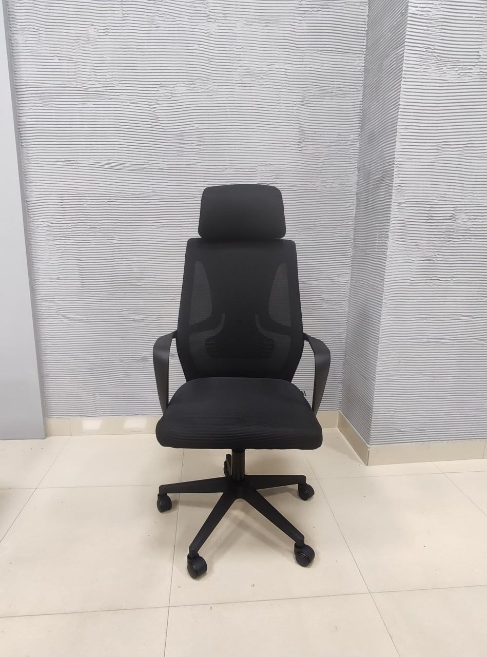 Офисное кресло модель 7030
