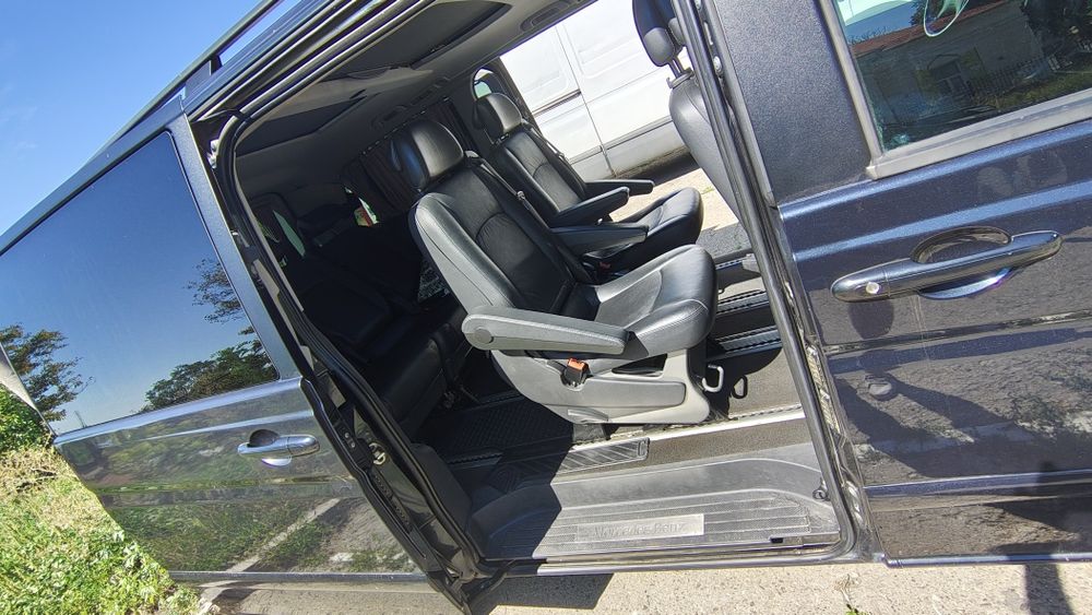 Vând Mercedes viano 7 locuri vip full automat