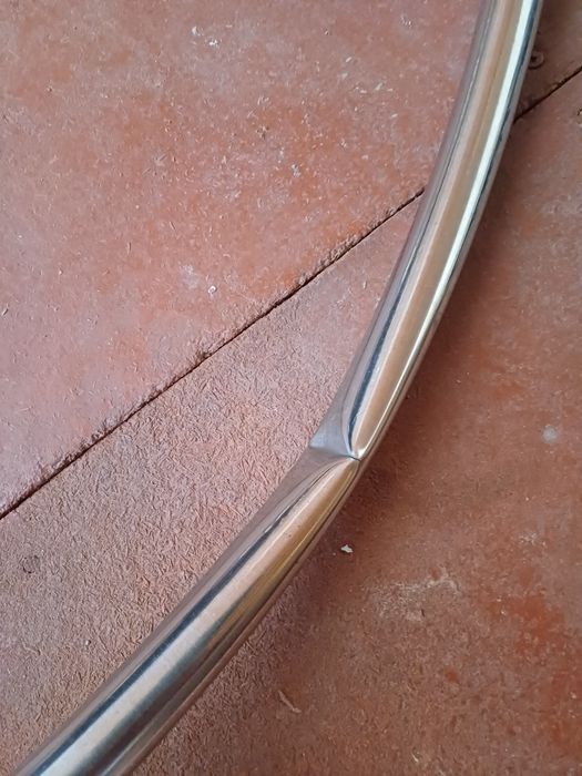 Раздивалка учун карниз сотилади