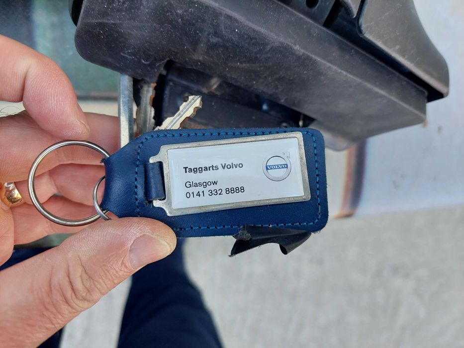 Bare portbagaj Thule, sisteme de prindere Thule si bare universale