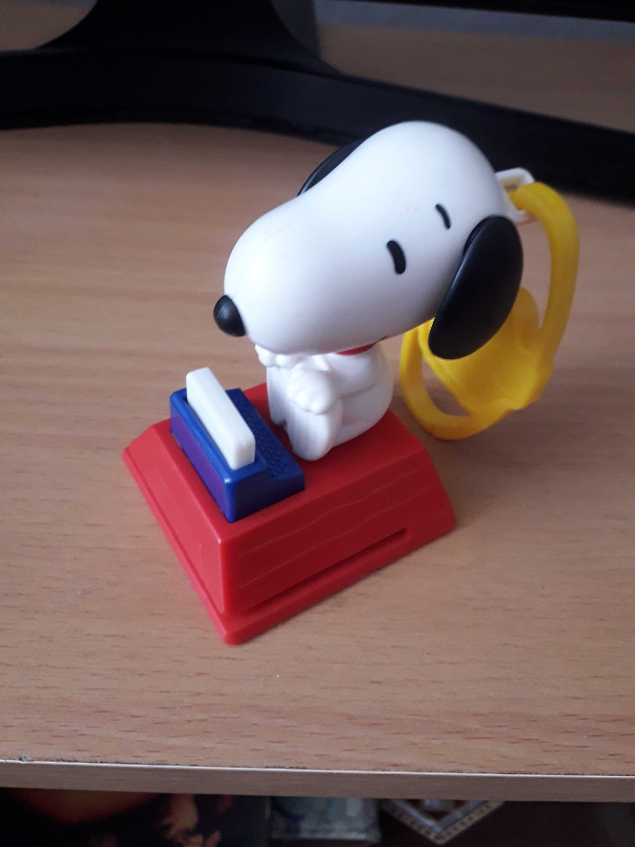 jucarii/figurine Snoopy