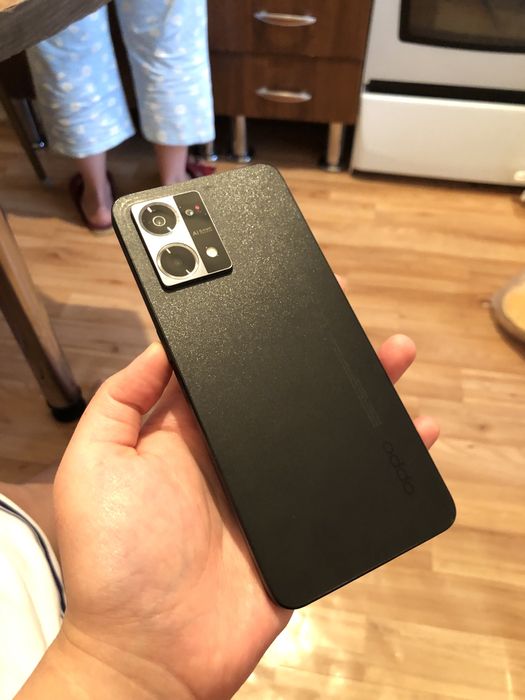 Oppo Reno 7 128/8gb В идеале