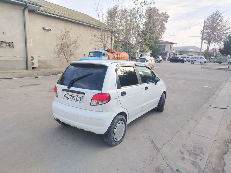 Срочно матиз сотлади