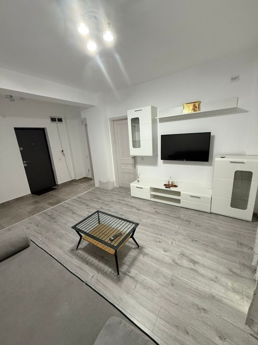Apartament de inchiriat