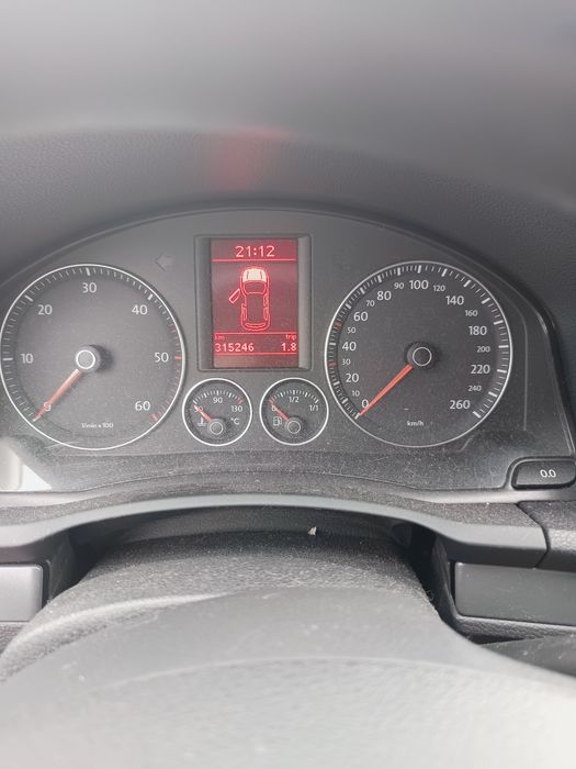 Golf 5 1.9 TDI  Bluemotion. Citeste anuntu