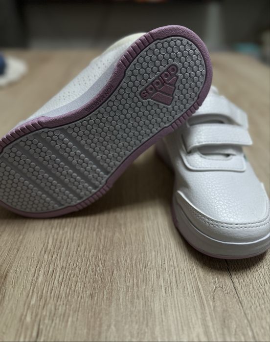 Детски обувки Adidas 30 номер