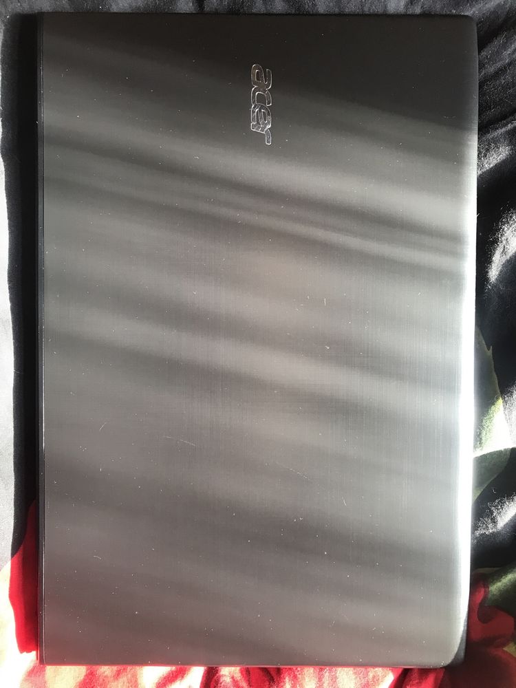 Ноутбук Acer Aspire E15 E5-576G-50UC