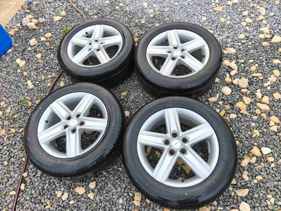 Алуминиеви джанти с гуми 235/55/17 Хюндай,Киа,Мазда и др.