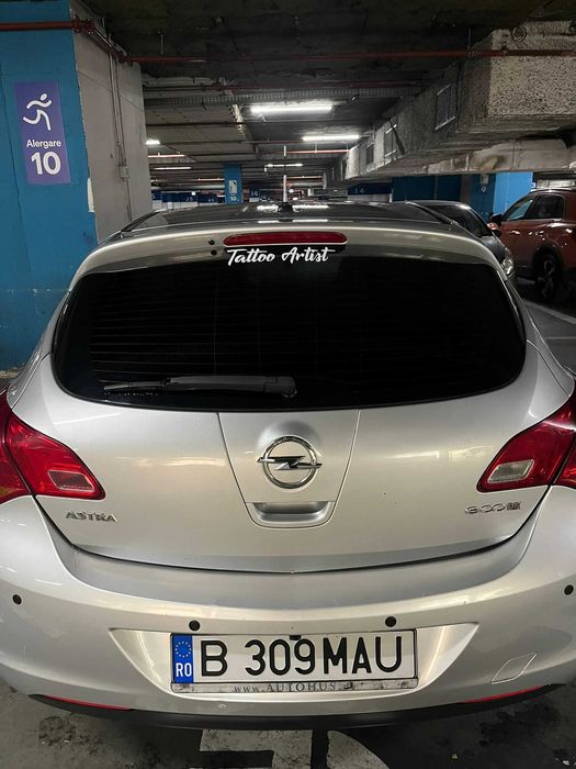 Vand Opel Astra J 2012