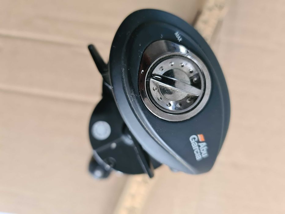 Set pescuit Abu Garcia – Lansetă RS 902 MH + Mulineta Revo SX L