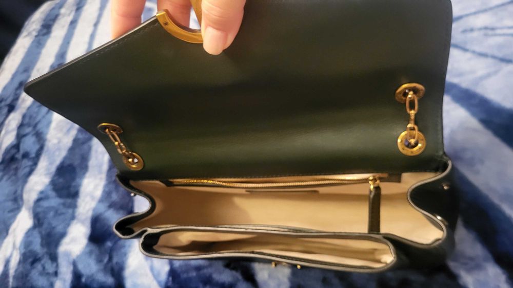 Geanta musette impecabila