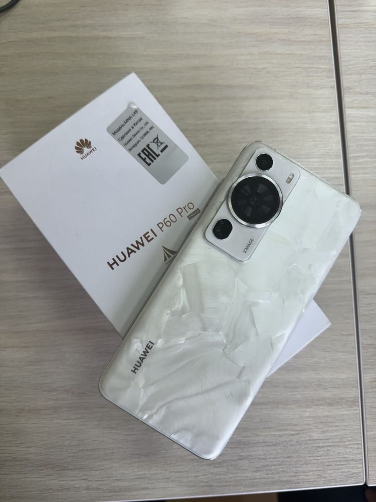 Продам телефон Huawei P60 Pro