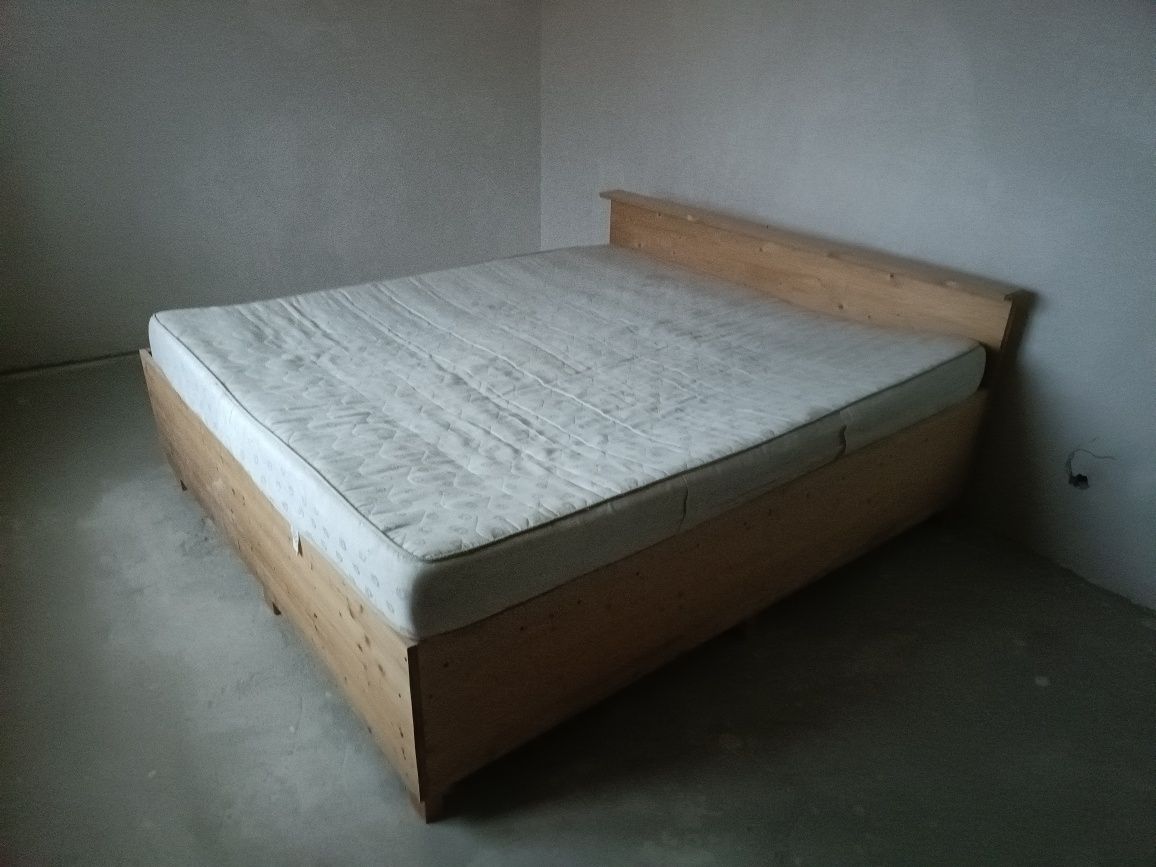 Pat din lemn 180/200