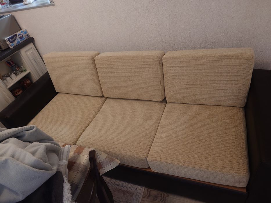 Диван в добро състояние!!