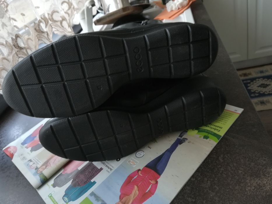 Vând cizme damă mărimea 41 Ecco