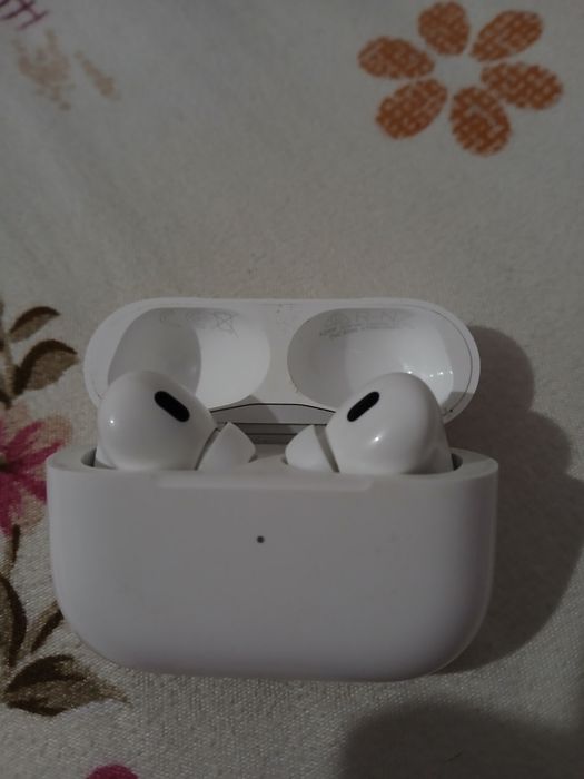 Vand casti airpods pro