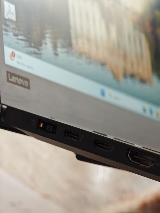 Laptop Lenovo Thinkpad P1 i7 gen9 32gb ram