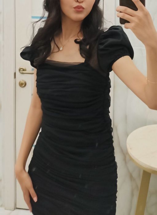 Милое черное вечернее платье