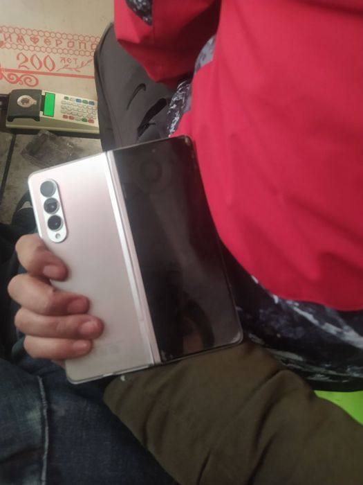 Tel sotladi srochna samsung z fold 3