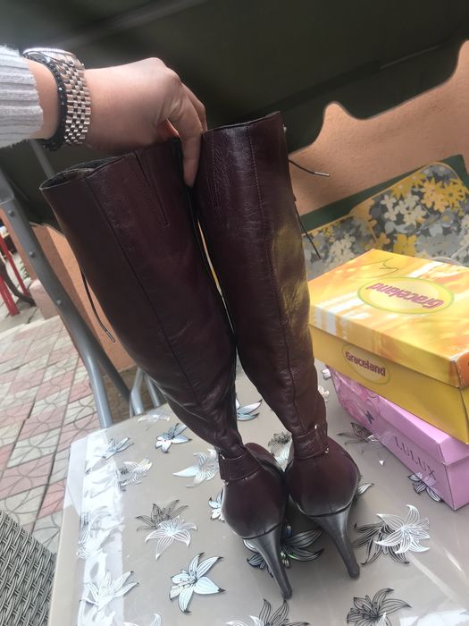 Cizme din piele elegante, cu toc