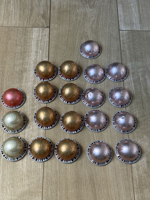 Espressor automat Nespresso Vertuo Pop