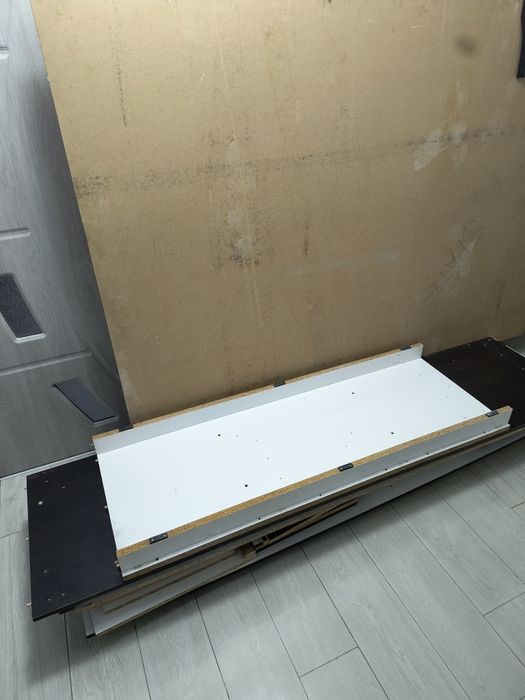 De vânzare 2 șifoniere