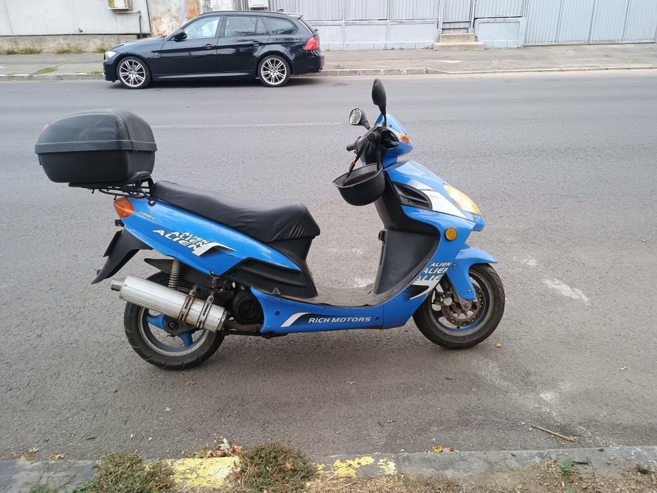 Scuter  49 cc alien rich Motors 2 timpi