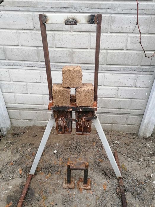 presa brichete rumegus+carton