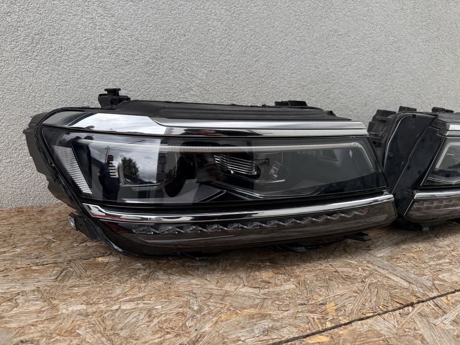 SET Far stanga dreapta VW Tiguan 2 2017-2020 Full LED Originale Europa