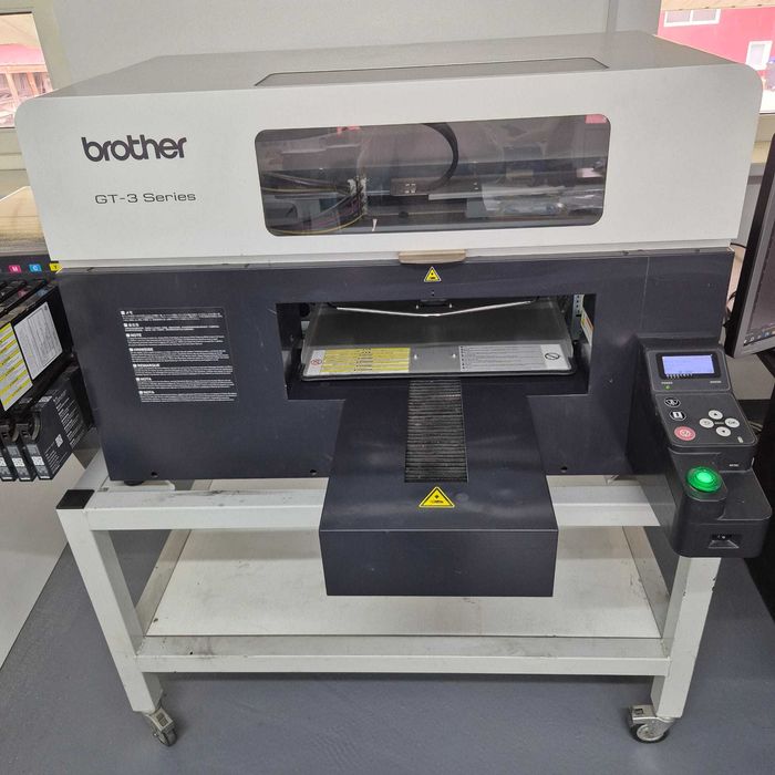 Utilaje print shop - imprimanta, cutter, utilaj taiere polistiren