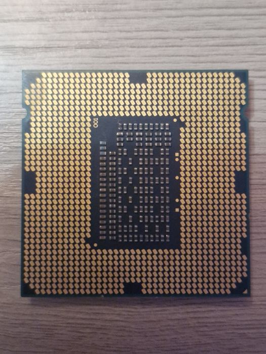 Intel Xeon e3-1220