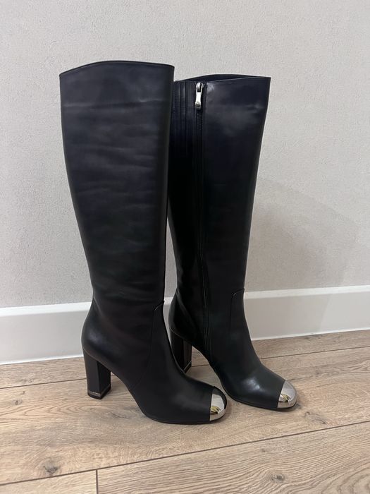 Продам зимние сапоги Sara Kent оригинал, Италия