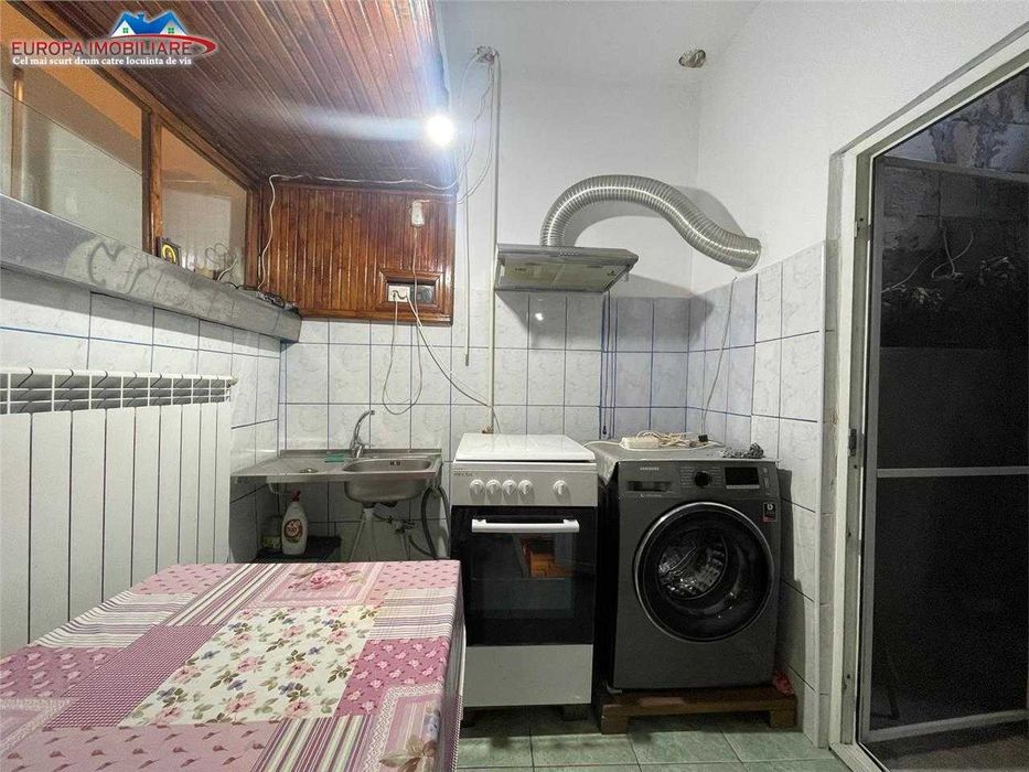 Vand casa oras Tulcea, zona ultracentrala