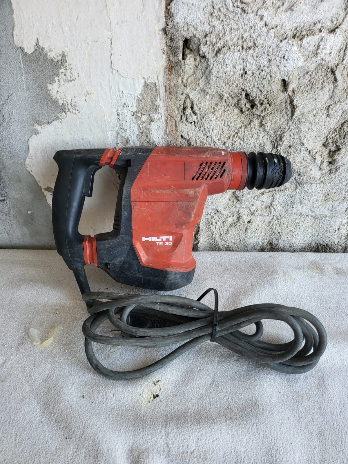 Ciocan rotopercutor Hilti TE 30 AVR