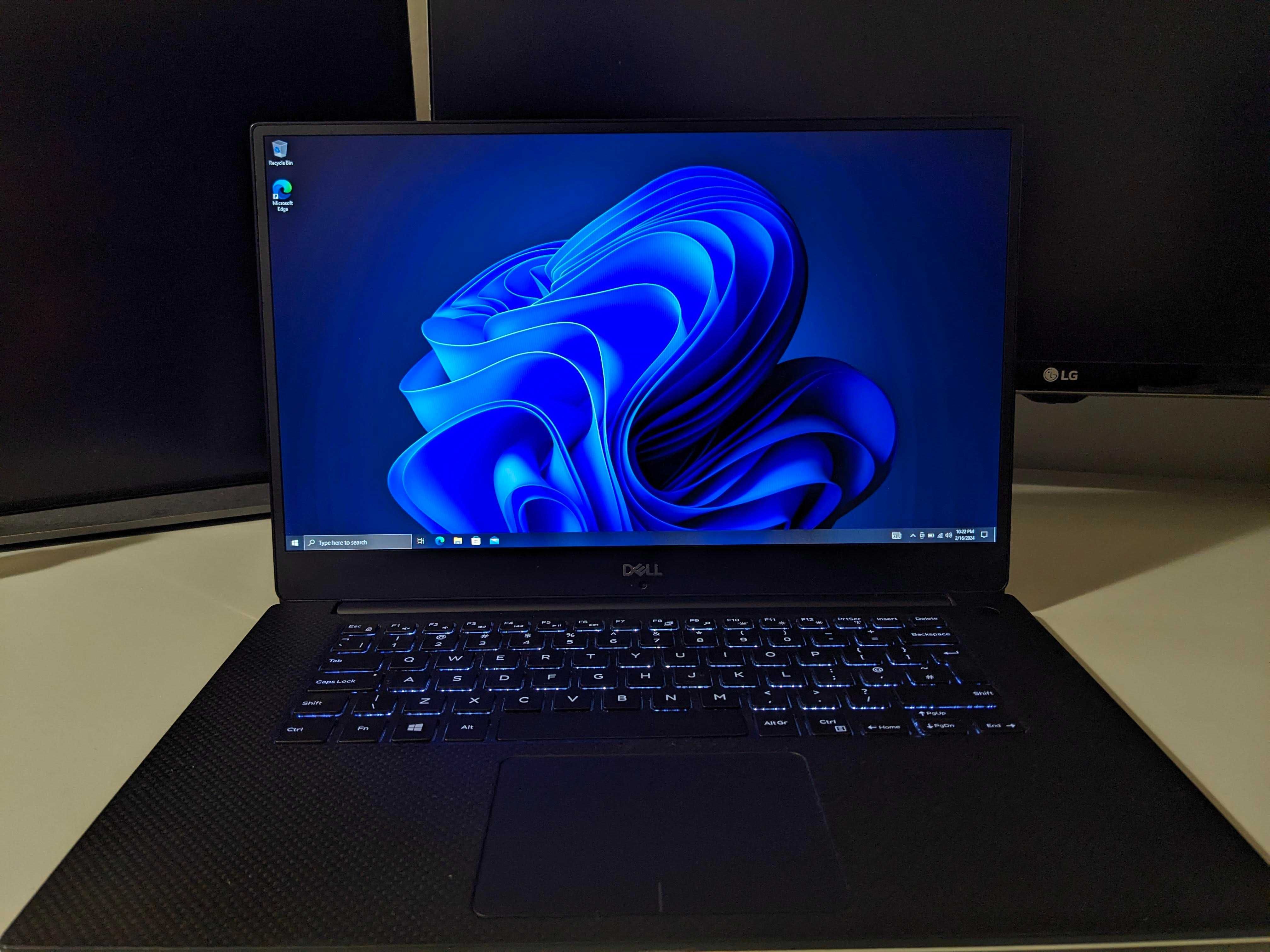 Лаптоп Dell XPS 15 9570