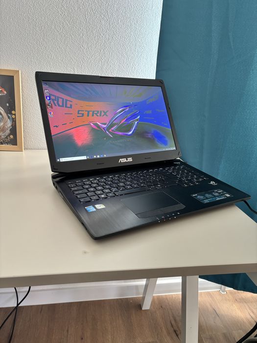 Asus Rog 17 inch.. Gaming.. Procesor i7-4700HQ• 16gb ram•GTX 770 -3gb